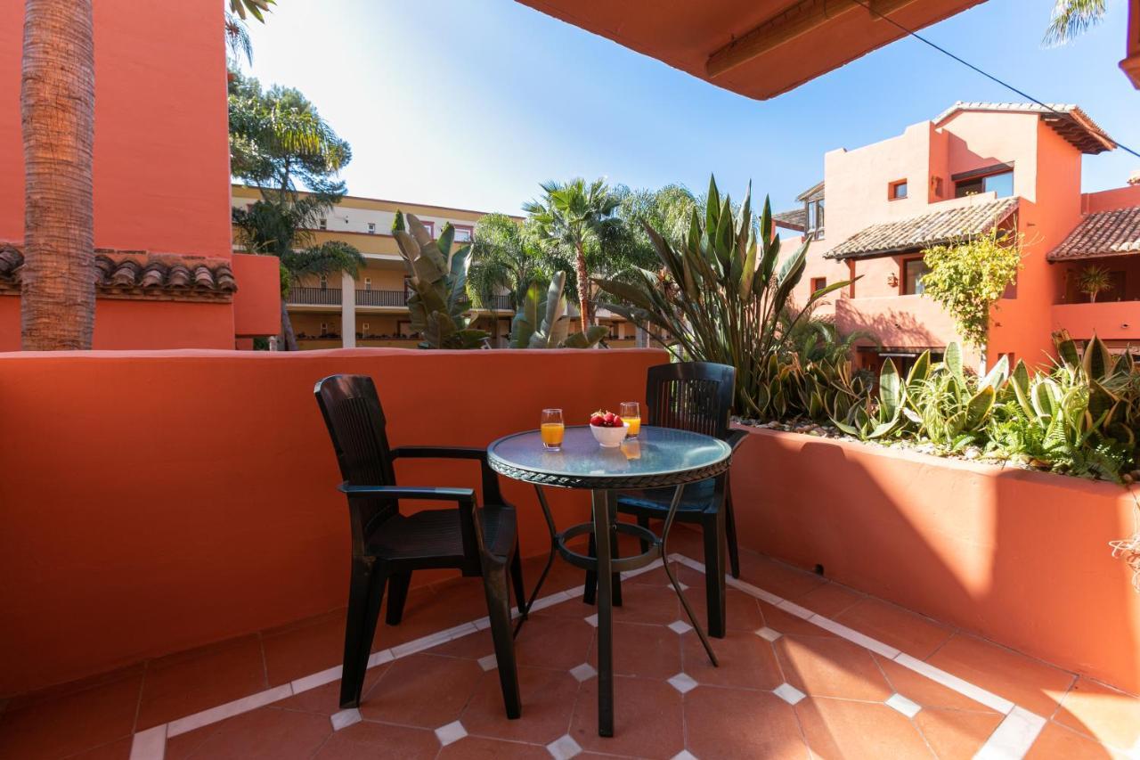 Jdc Beach Side Marbella Exterior photo