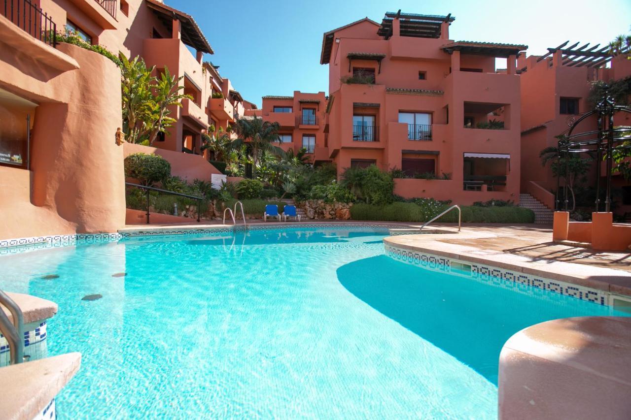 Jdc Beach Side Marbella Exterior photo